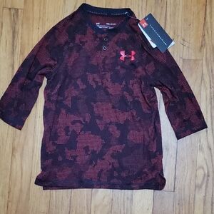 Under Armour Black and Red Patterned Shirt